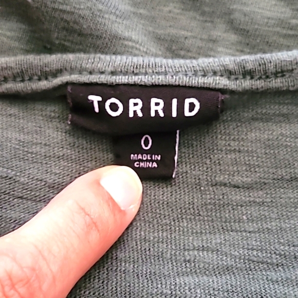 Large TORRID 100% Cotton Hunter Green Short Sleeve Faux Wrap Midi Dress - Picture 2 of 3